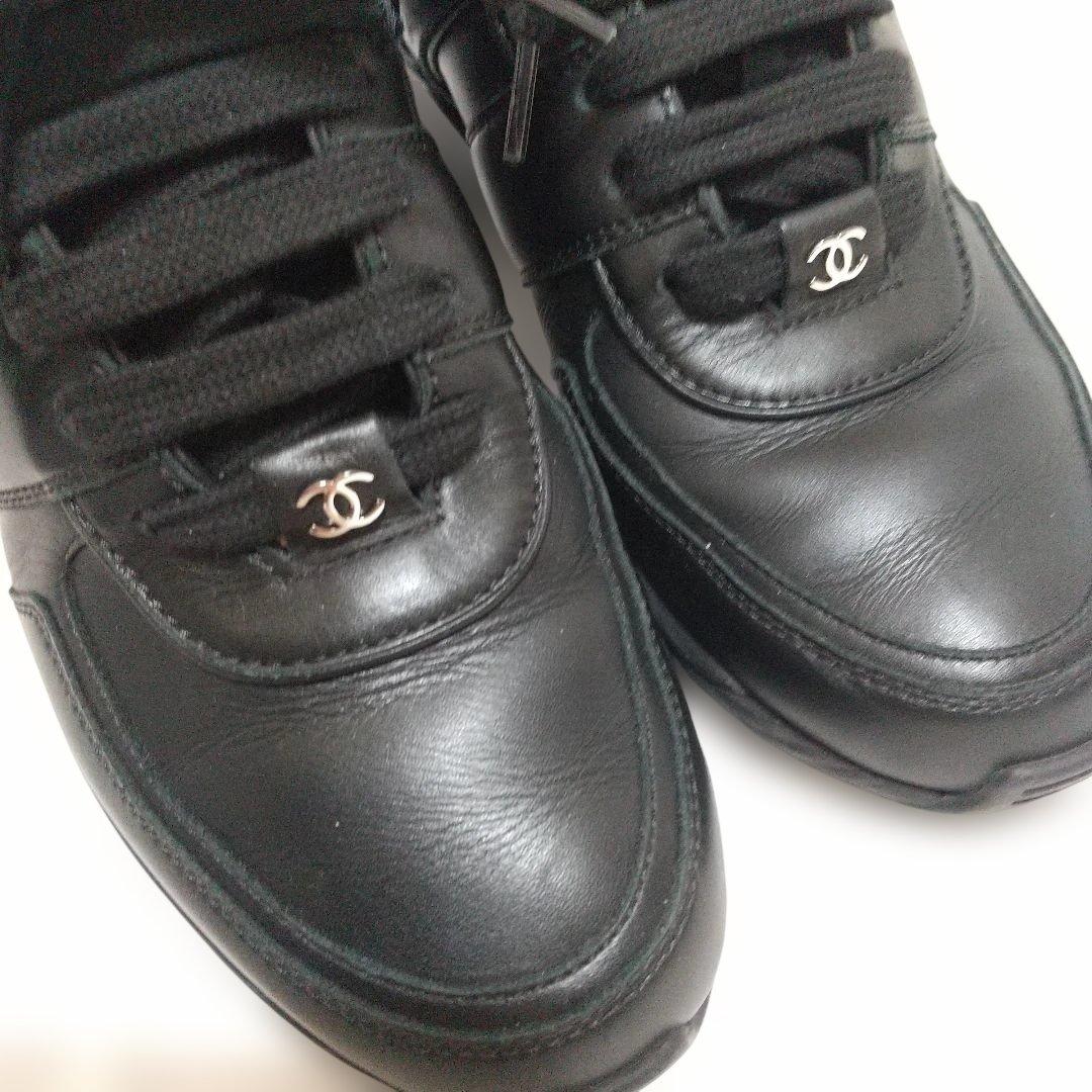 美品 CHANEL ブラック レザースニーカー 37 (24cm)