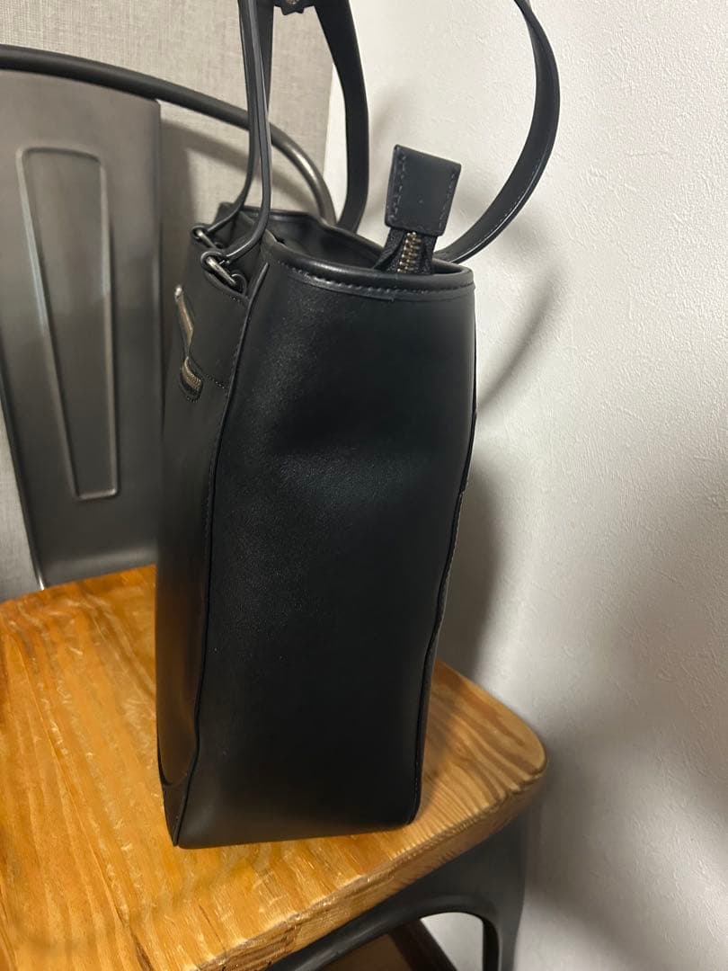 【やや訳あり】Evoon ととのうトート レザー 黒 641