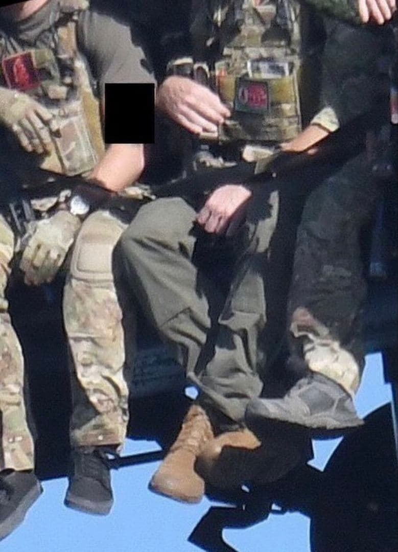 オリジナル品CRYE AVS用NJPC型M4マガジンポーチフラップ