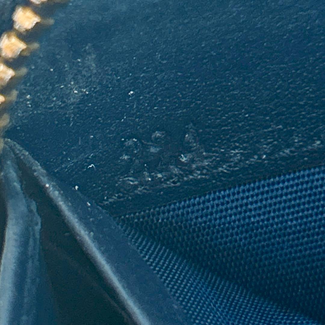 美品 プラダ 長財布 ラウンドジップ ヴィッテロムーブ ネイビー レザー