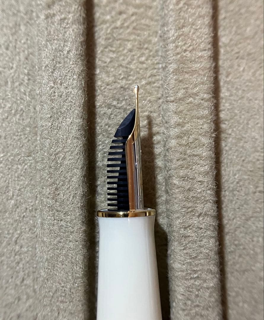 ペリカン M320 Pearl F 18金