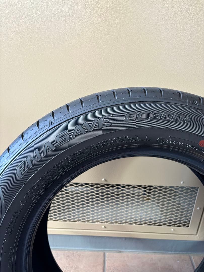 【新車外し】DUNLOP 205/60R16 サマータイヤ ノア90系