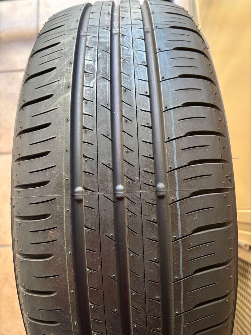 【新車外し】DUNLOP 205/60R16 サマータイヤ ノア90系