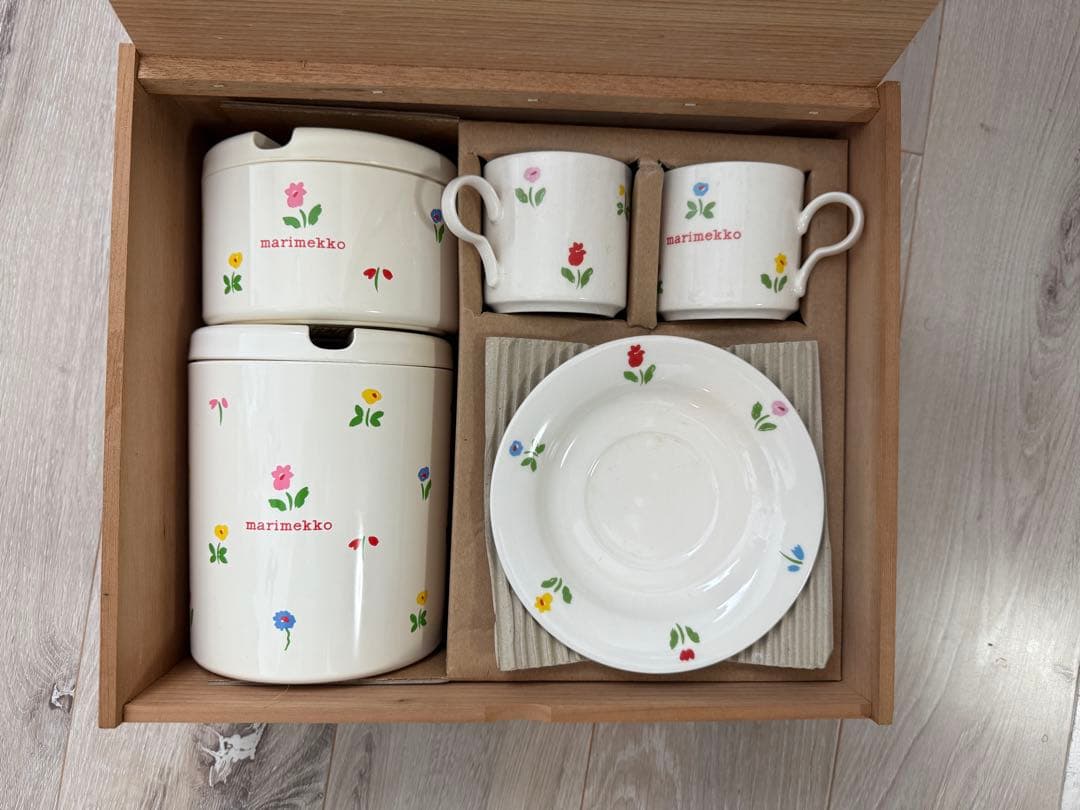 marimekko ティーセット