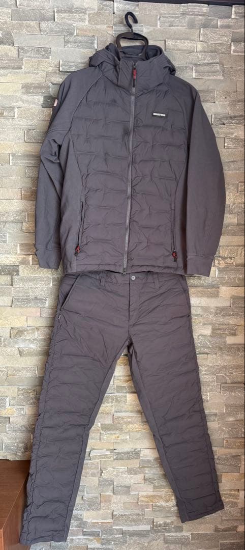 ブリーフィング　ゴルフウェア　ダウン　セットアップ　グレー