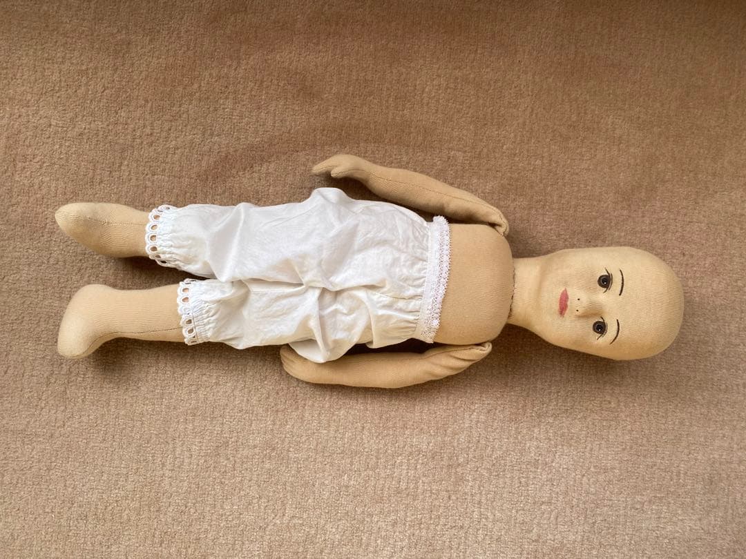 スイスの抱き人形Schweizer Stoffpuppen  制作キット