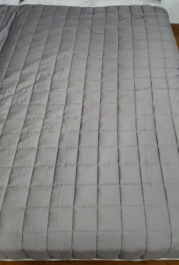 ハグラビ 重いふとん　加重ブランケット リバーシブル　グレー Mサイズ　ダブル