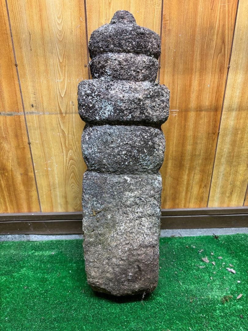 石仏、一石五輪塔、大