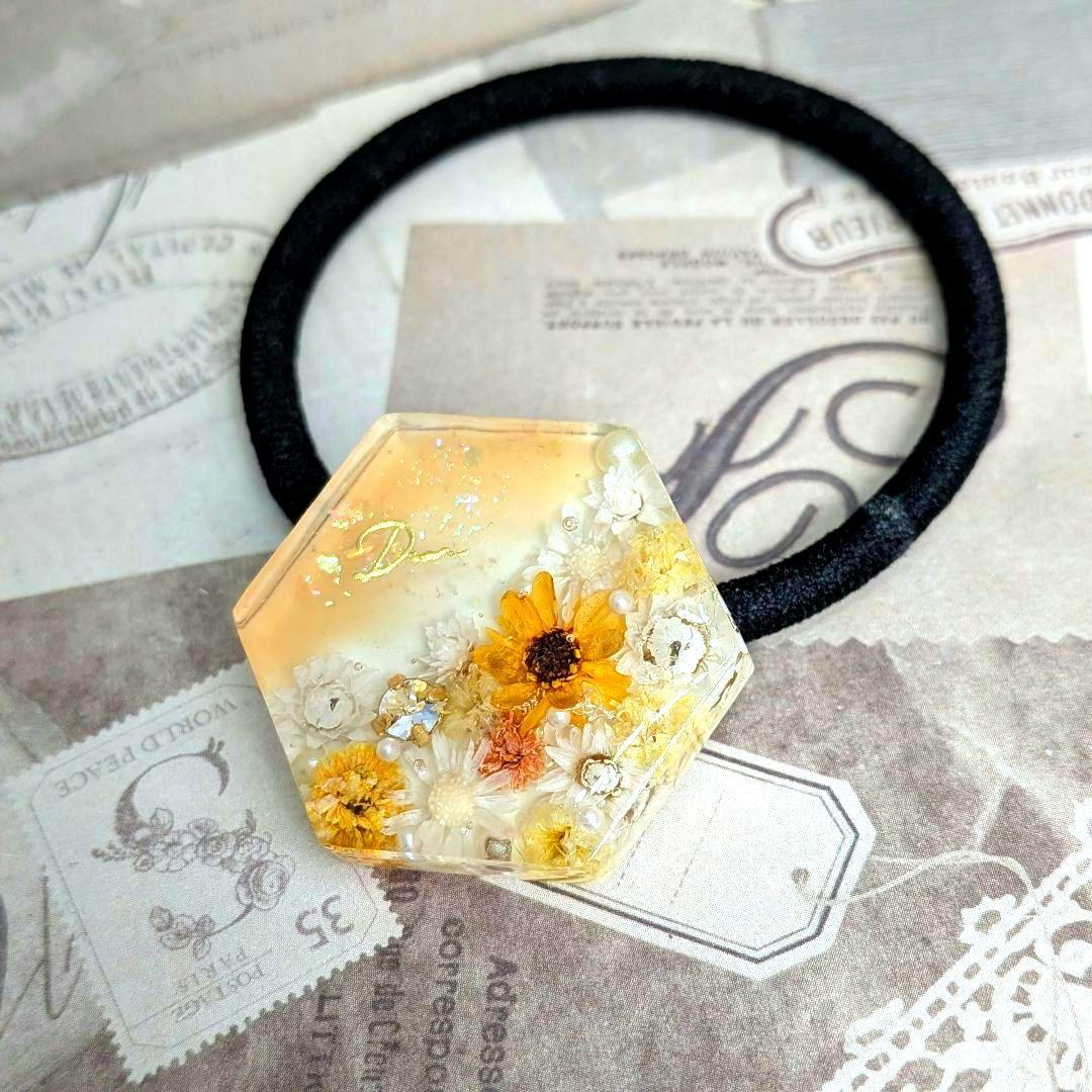 ＃240 オレンジ✴六角形✴レジンヘアゴムキーホルダーへの