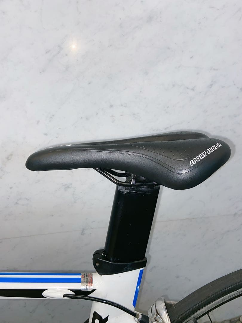 カーボン！　GIANT FCR フラットバーロード　クロスバイク　ジャイアント