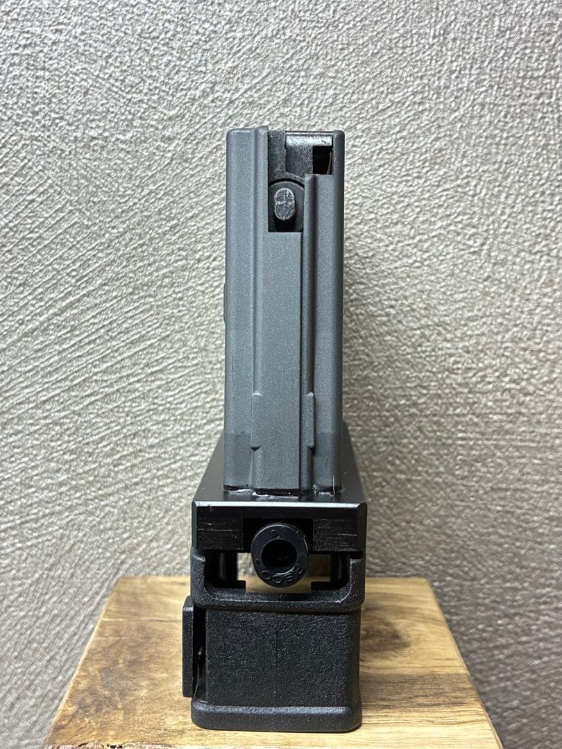 R7-38 東京マルイ GBB M4 マガジンアダプター 外部ソース仕様