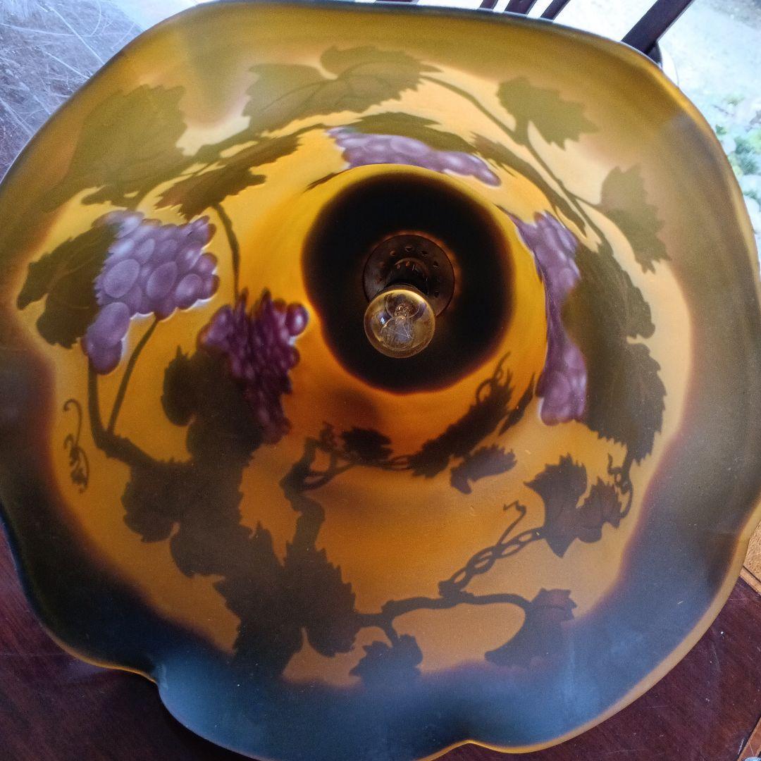 ガレ風　ヴィンテージ ブドウ模様 ガラスランプ