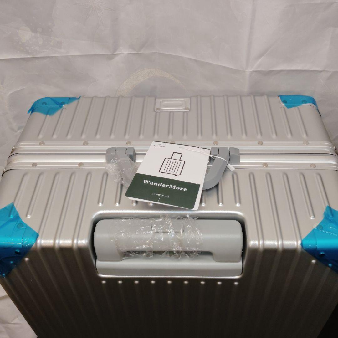 WanderMore スーツケース キャリーケース アルミフレーム シルバー