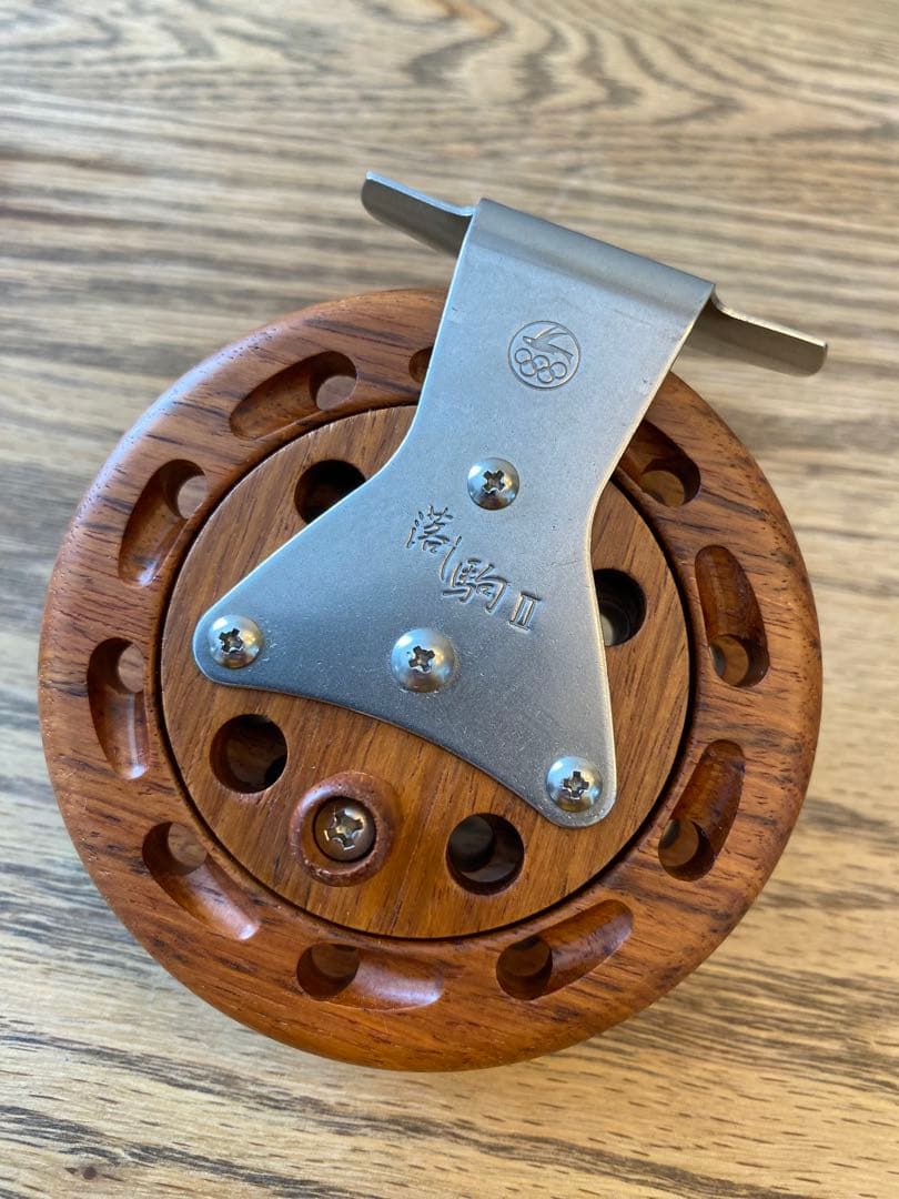 オリムピック 落し駒Ⅱ リール タイコリール 黒鯛 ヘチ 花梨 木製リール