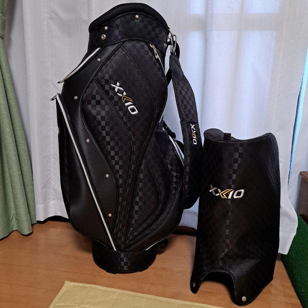 ゼクシオキャディバック、極美品！。9～9.5インチ。フード付き。