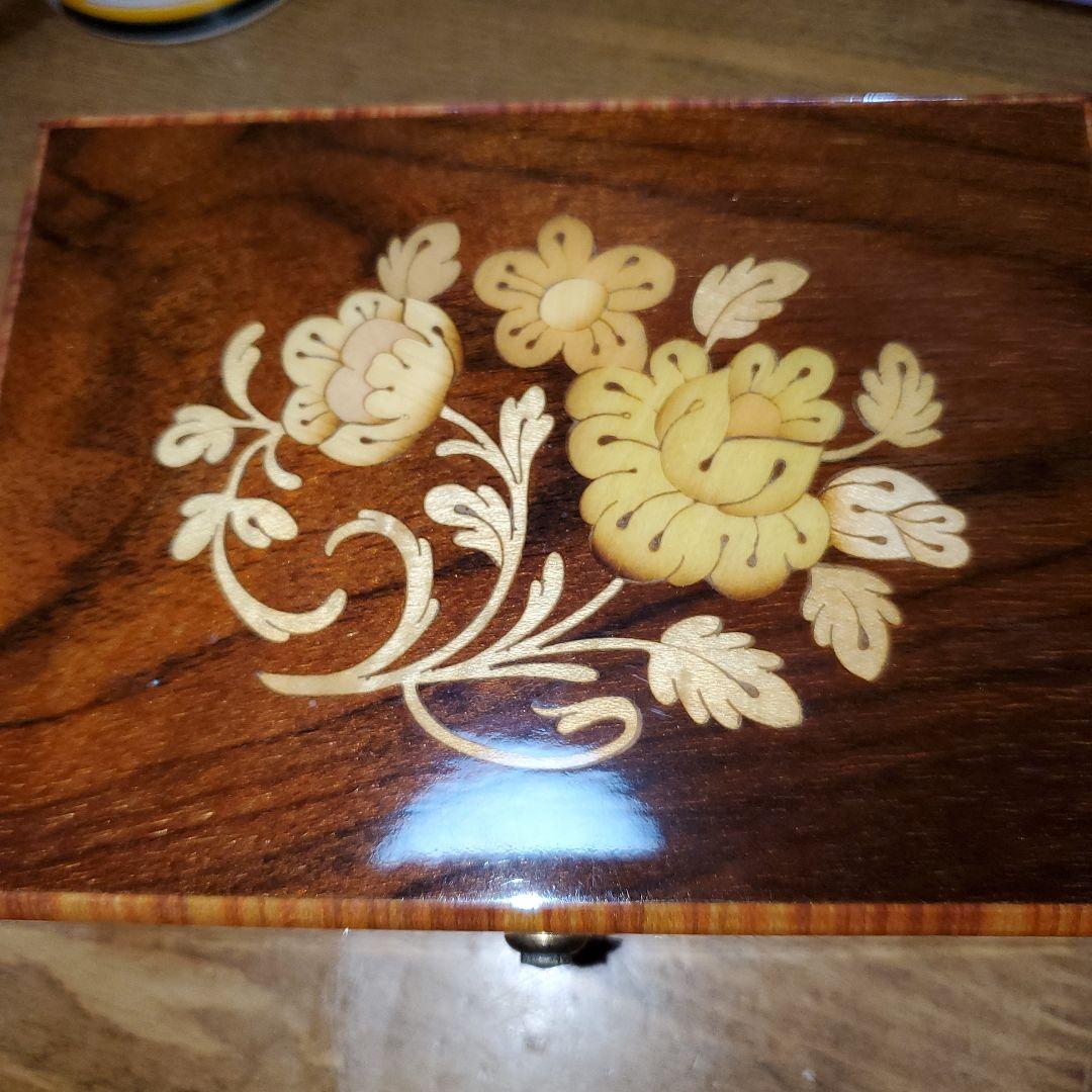 【❹❶】リュージュ製オルゴール