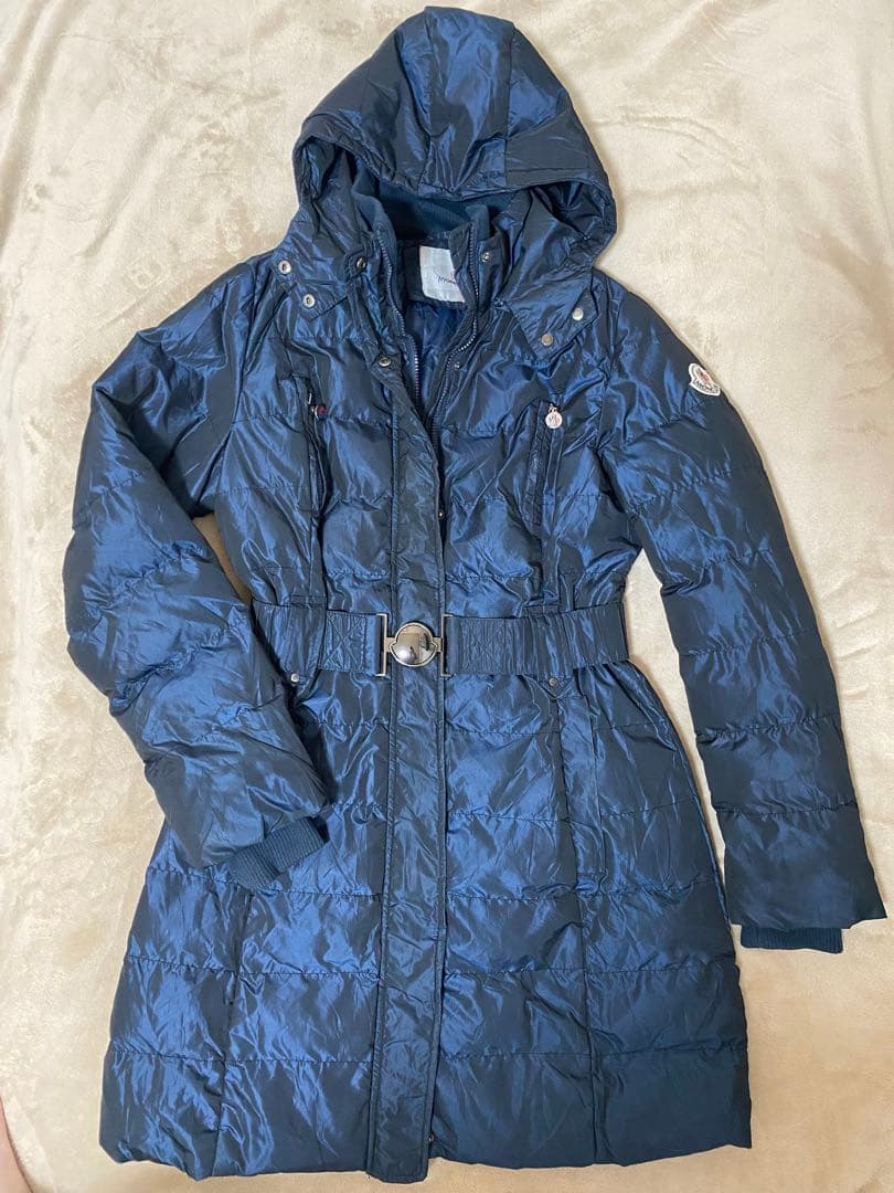 【MONCLER】レディース ロングダウンコート フード付き ネイビー