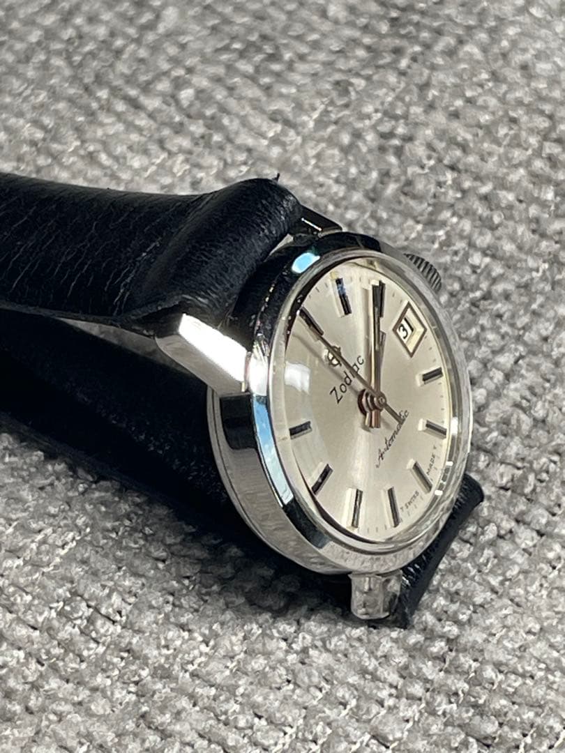SWISS ZODIAC Automatic Date 正確稼働　新革ベルト　箱