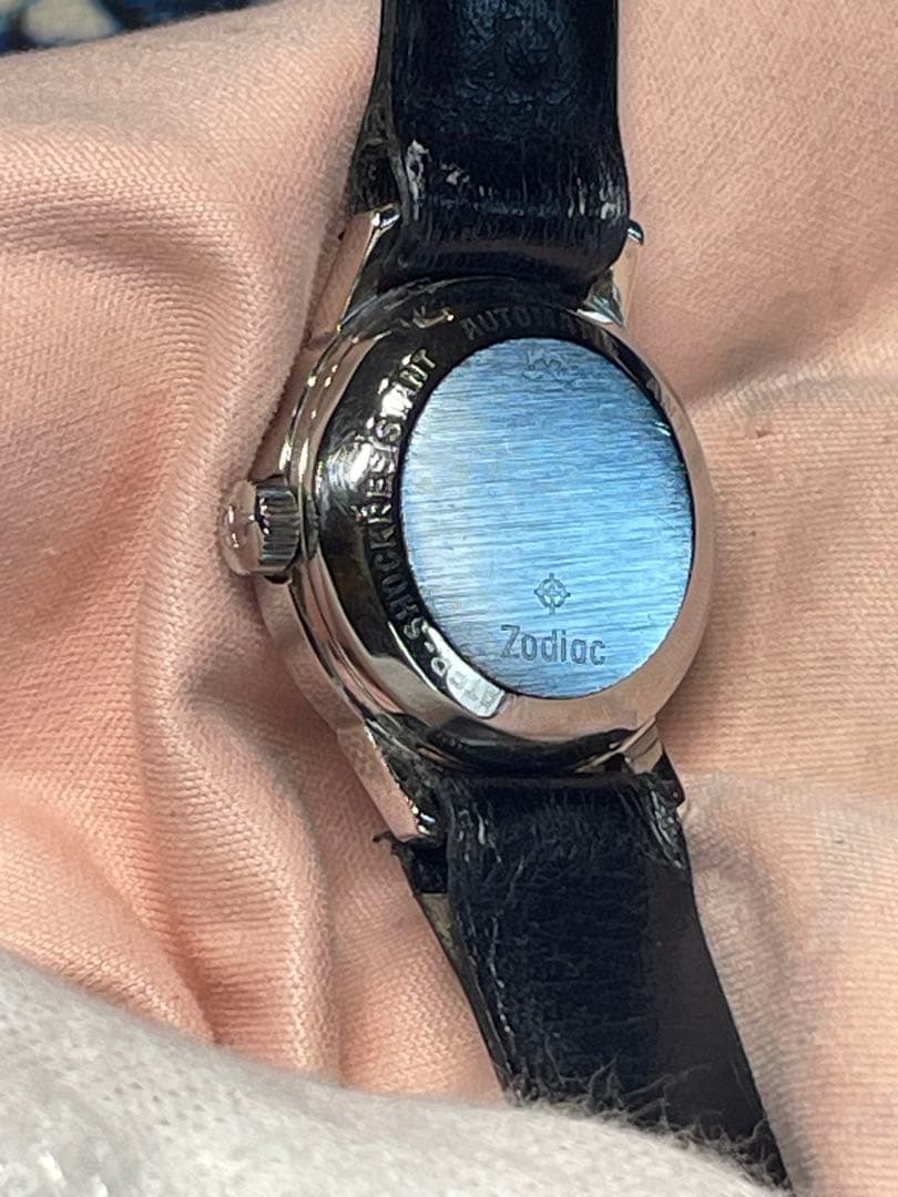 SWISS ZODIAC Automatic Date 正確稼働　新革ベルト　箱