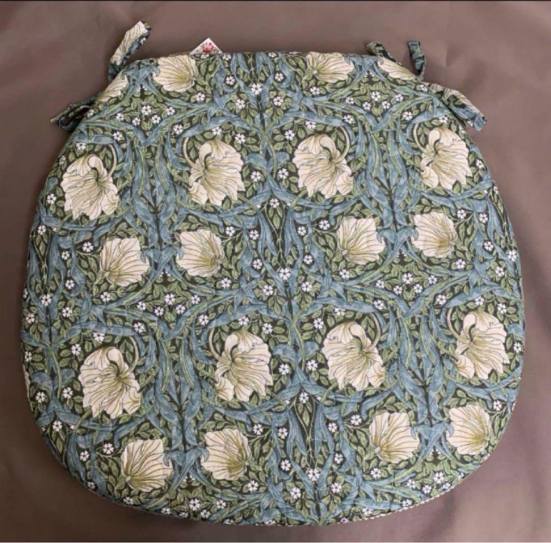 ピンパネル柄　ダイニングシートクッション　4枚セット