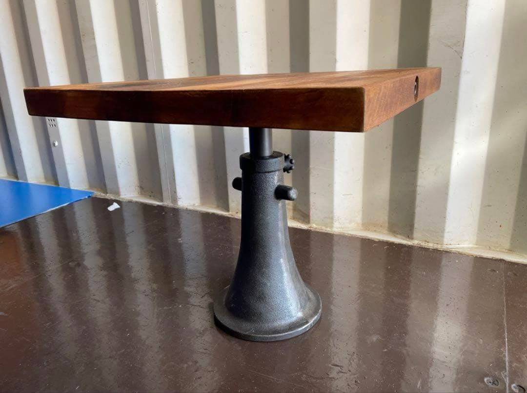 クラッシュゲート サイドテーブル　古材 アイアン