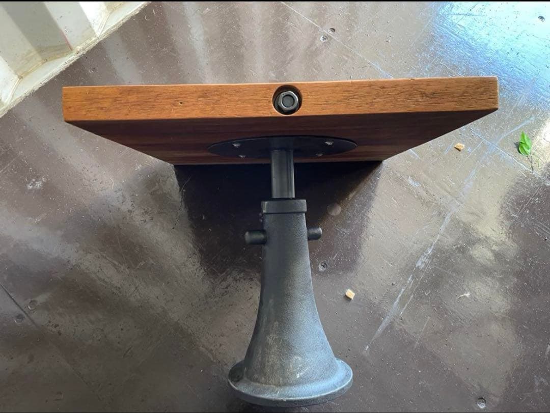 クラッシュゲート サイドテーブル　古材 アイアン