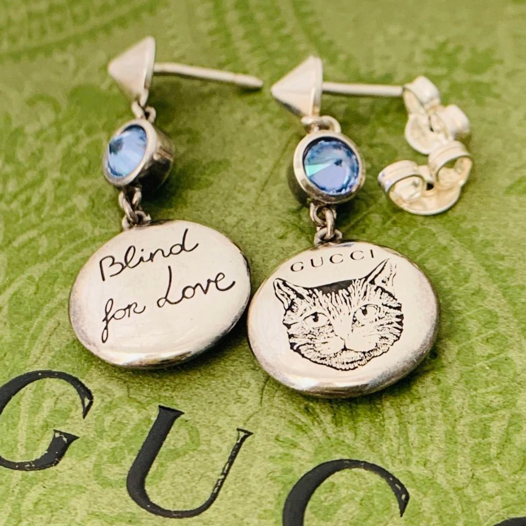 グッチ ブラインドフォー ラブ 猫 キャット ピアス 星 ラウンド ドロップ