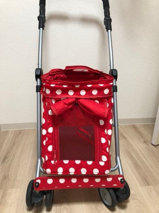 ミニーちゃんドット柄の犬用ベビーカー‼️数量限定品Disney