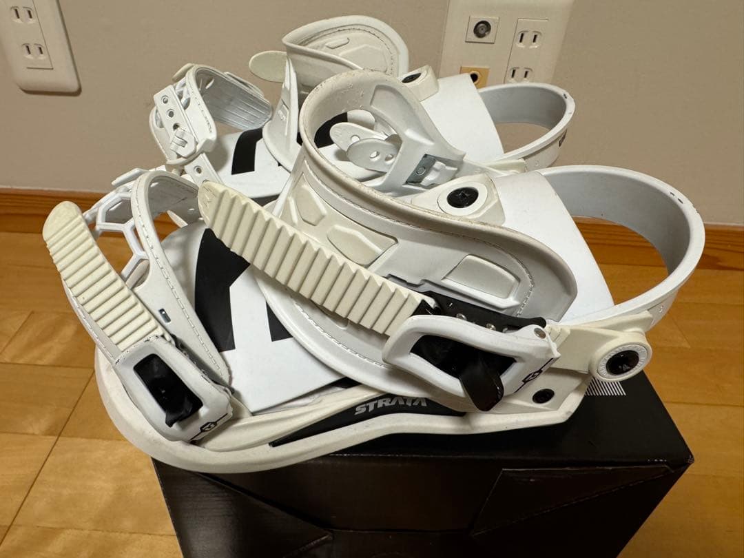 UNION STRATA 21/22 ホワイト Mサイズ