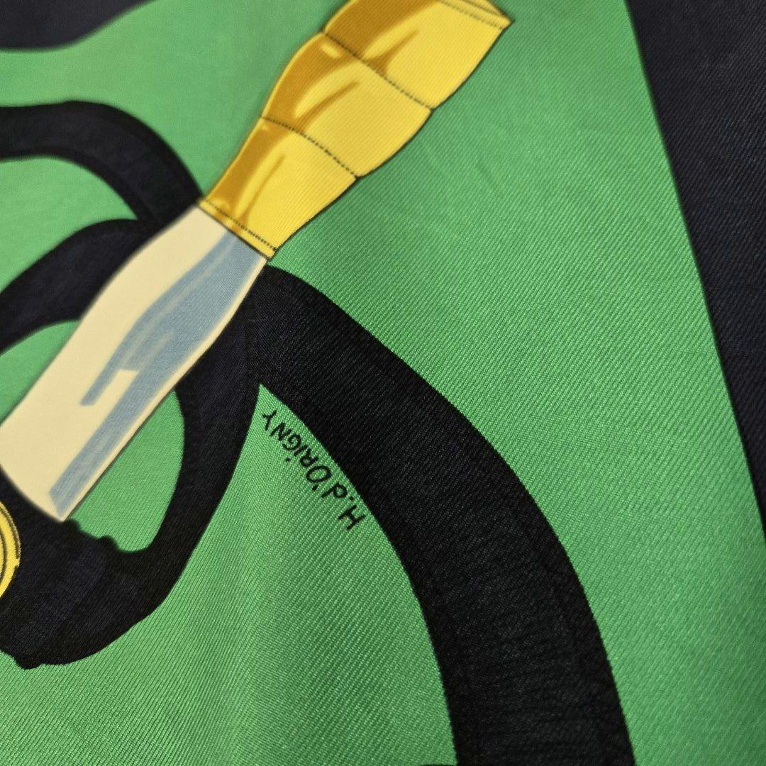 エルメス カレ90 エプロンドール 　スカーフ 黄金の拍車 シルク