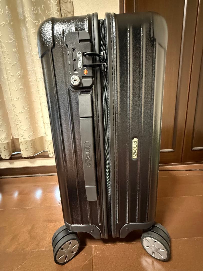 【新品】リモワ　サルサ　ブラック　48L