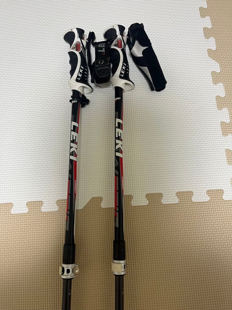 LEKI レキ　PEAKVARIO　伸縮式ストック　スキーストック　カーボン