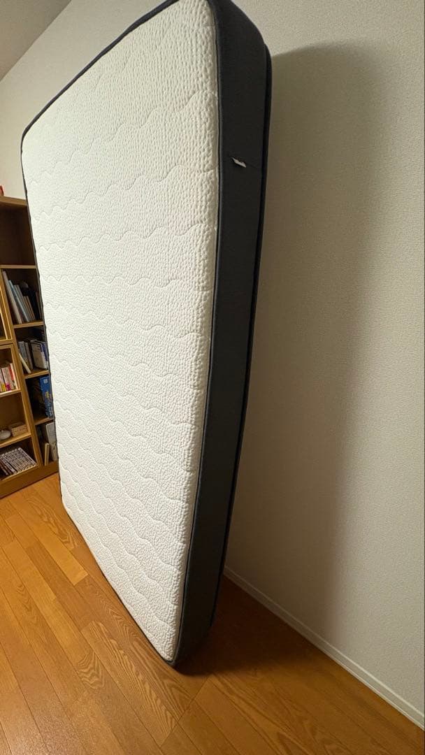 NELLマットレス　セミダブル スプリングマットレス ホワイト/ブラック