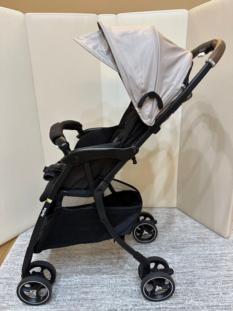 期間限定値下げ！Aprica マジカルエアーフリー2023年式ベージュ