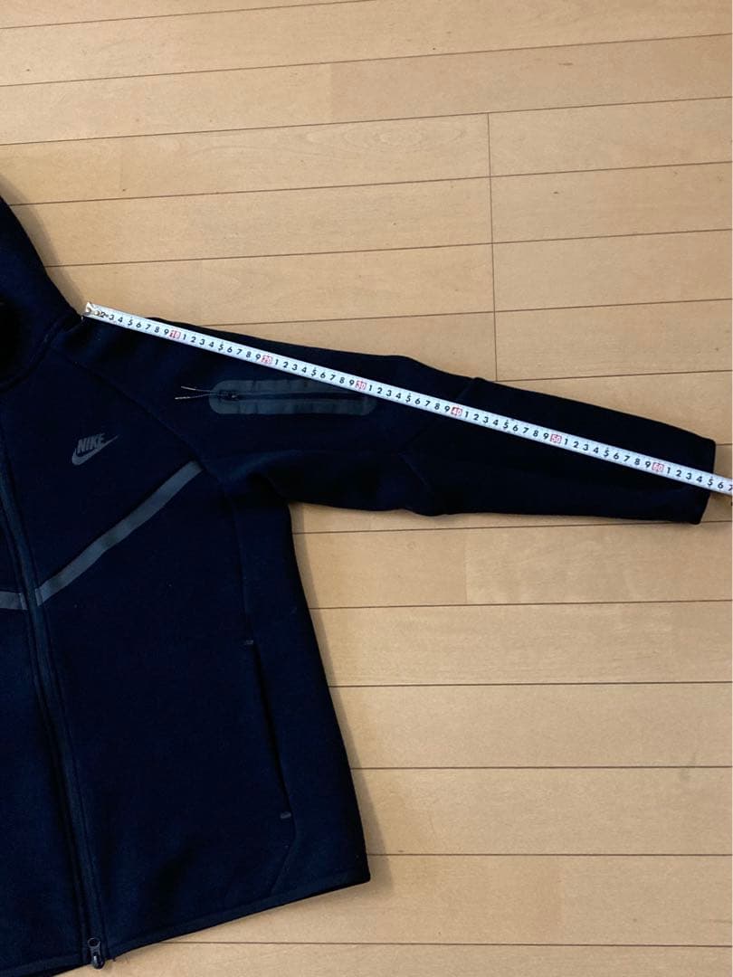 NIKE テックフリース Mサイズ 黒