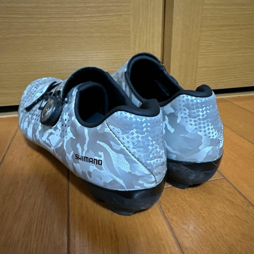 シマノ　SH-RX800 SPD シルバー 42サイズ(26.5cm) グラベル