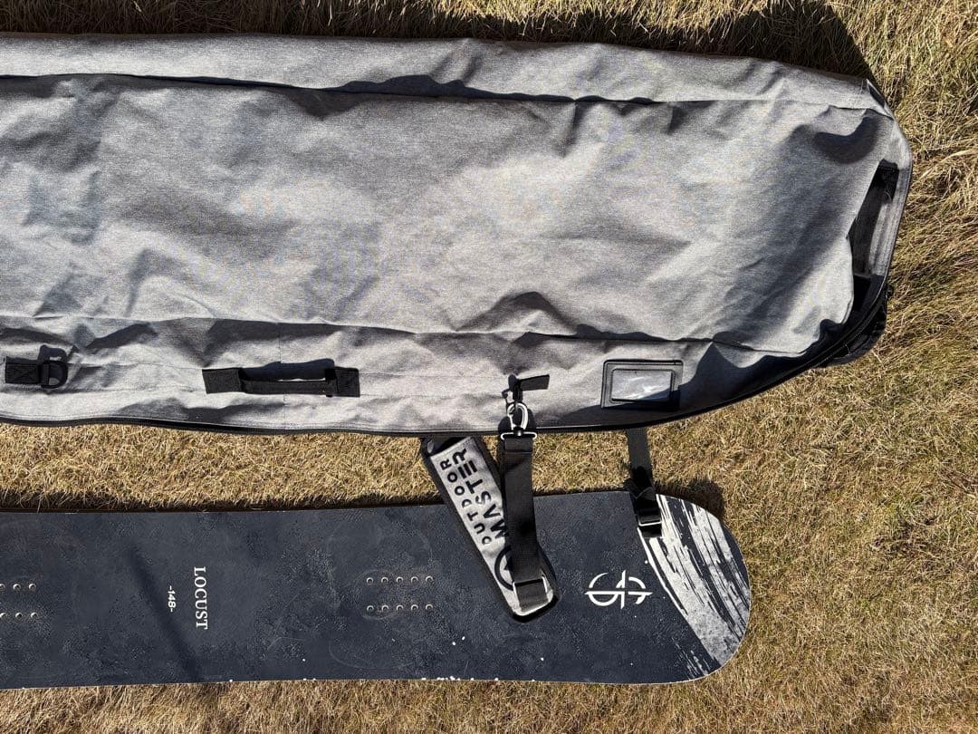 スノーボード　148 CROOJA locust 技系　2024 バック付