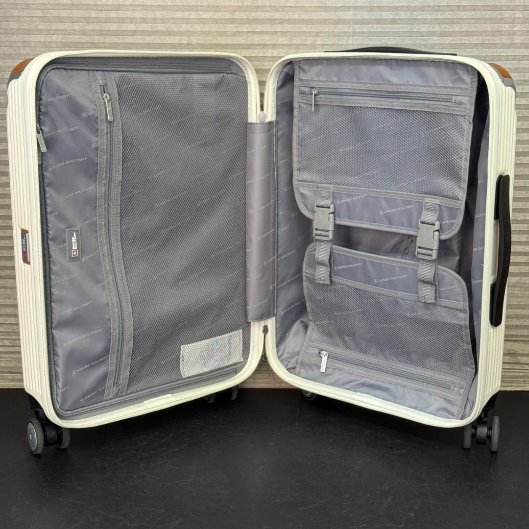 ☆スイスミリタリー　スーツケース　38.5L　SM-C920　機内持ち込みサイズ