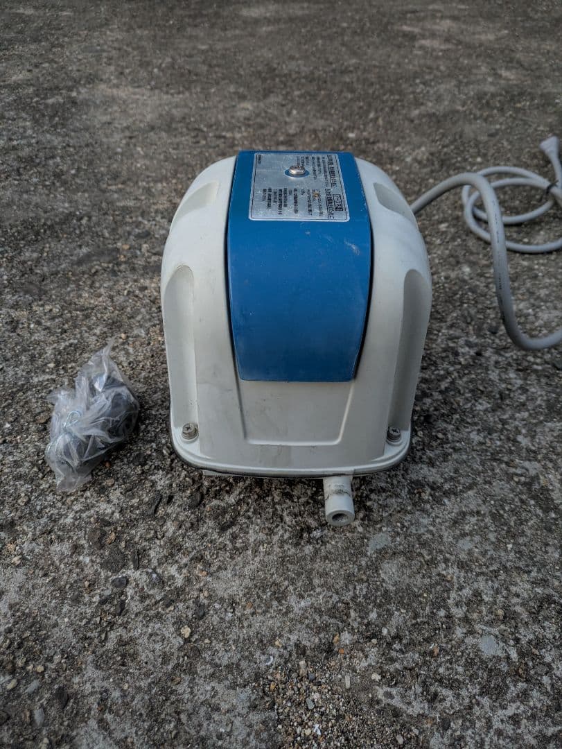 使用浅　動作品　電磁式エアーポンプ 定格風量100(L/min) TY-100