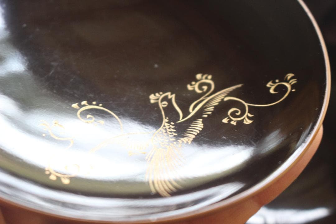 時代黄漆に風情ある沈金沈黒鳳凰文のお椀2点（検輪島塗京塗懐石椀蒔絵椀沈金椀