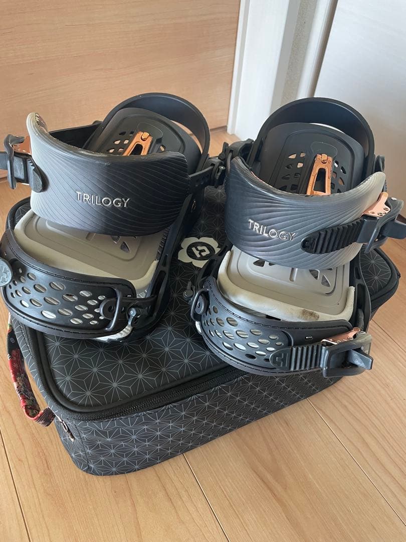 TRILOGY UNION スノーボード ビンディング /SAKURA