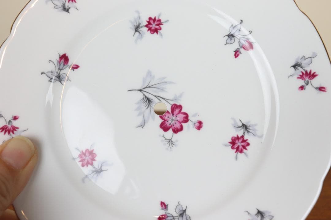 お値下げ　シェリー チャーム 　2段ケーキスタンド　イギリス　ヴィンテージ