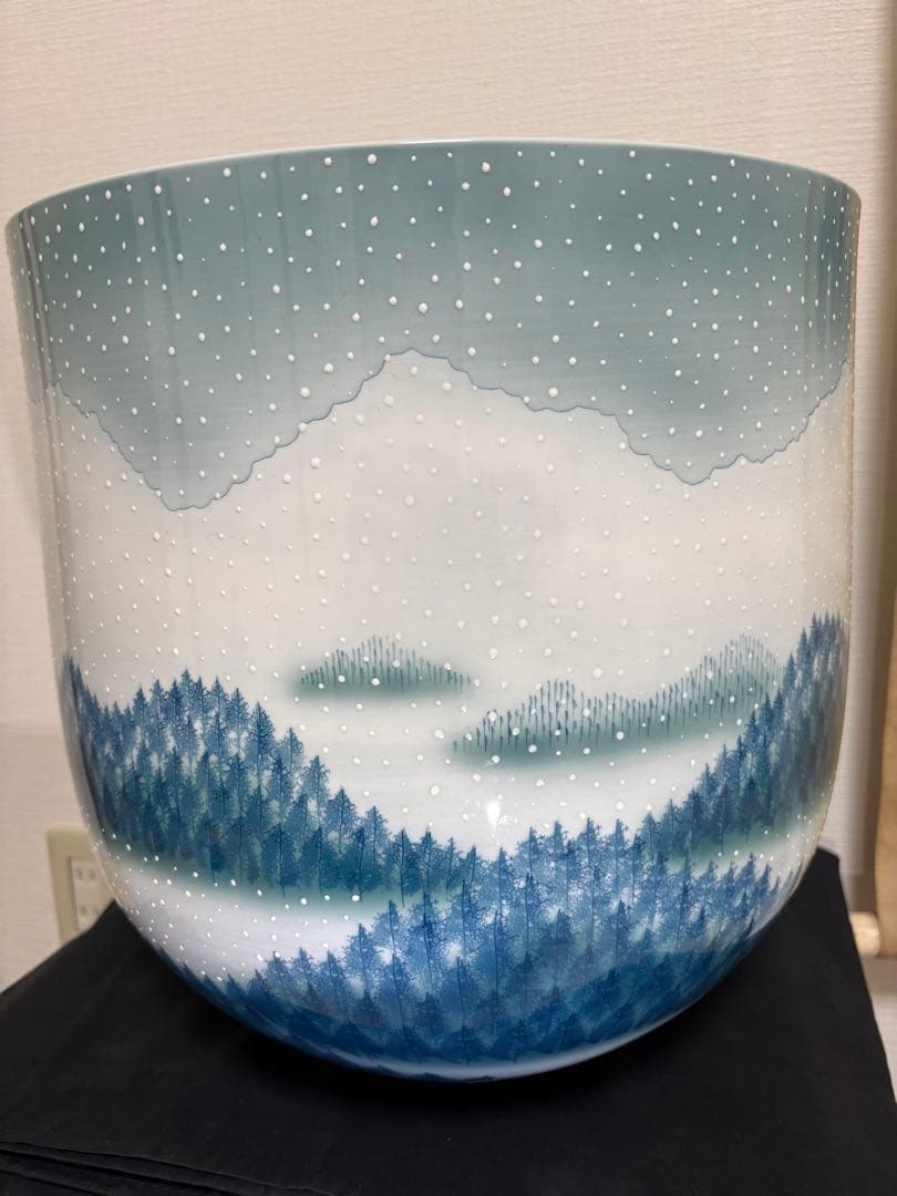 藤井朱明 壺 飾り壺 花器 日展人気作家 花瓶 有田焼 特大雪景色 共箱なし