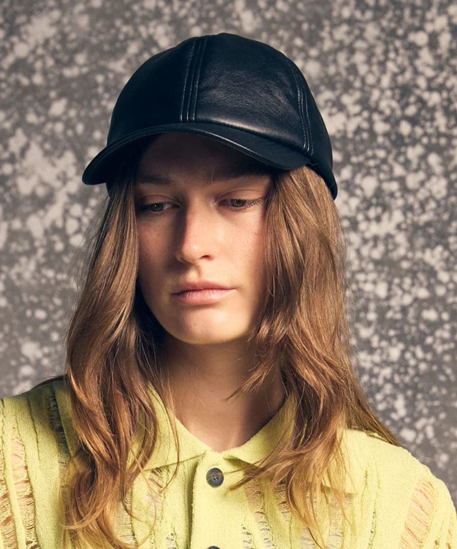 メゾンスペシャル　帽子　ユニセックス　レザーキャップ