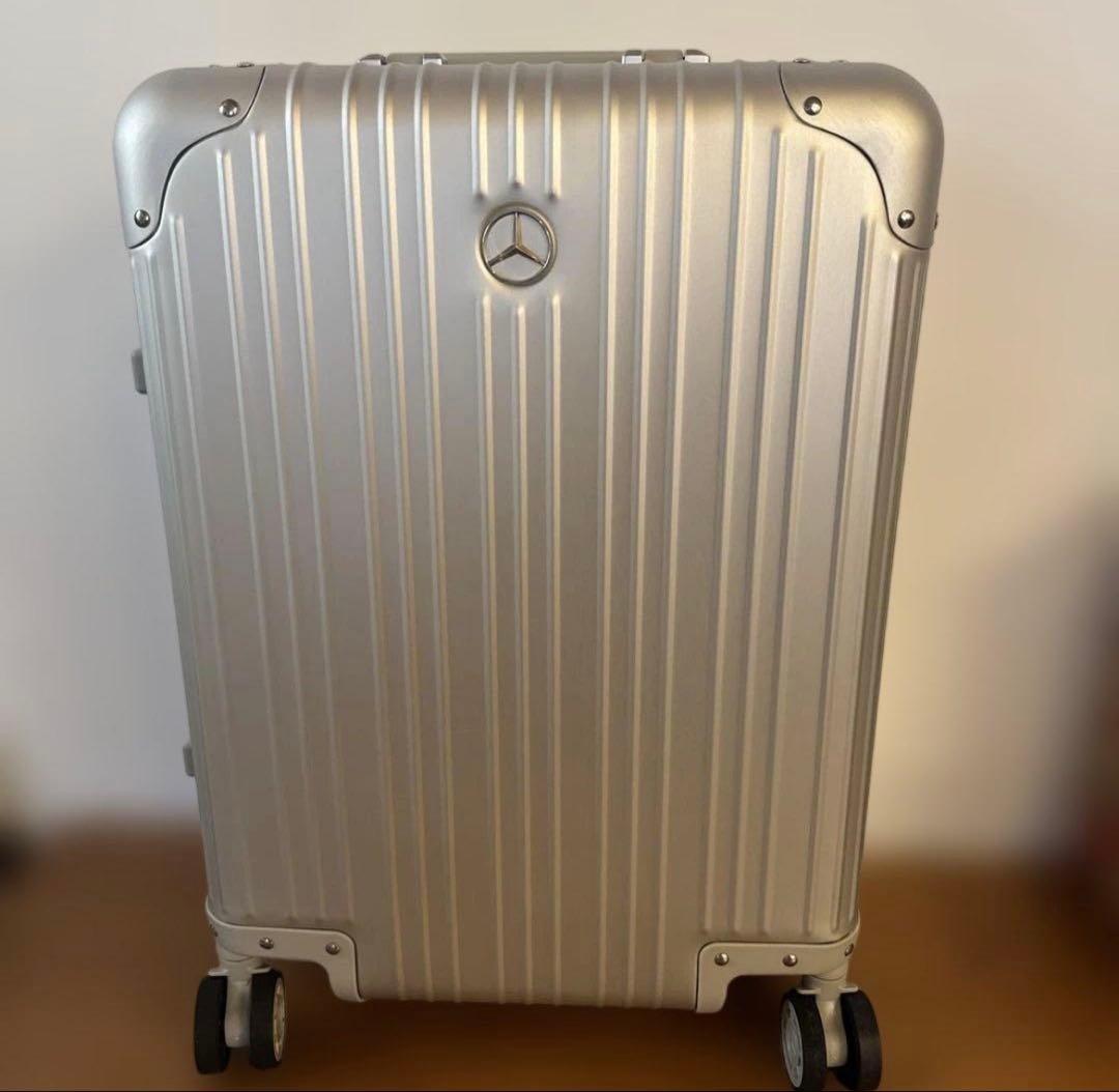 メルセデス・ベンツ　アルミ　スーツケース　キャリーケース　32L 4輪