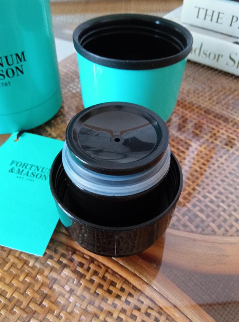 フォートナム＆メイソン　フラスコ（水筒）　箱付き