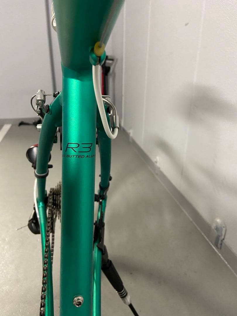 よし_GIANT ESCAPE R3 2020 愛知県 引取り限定