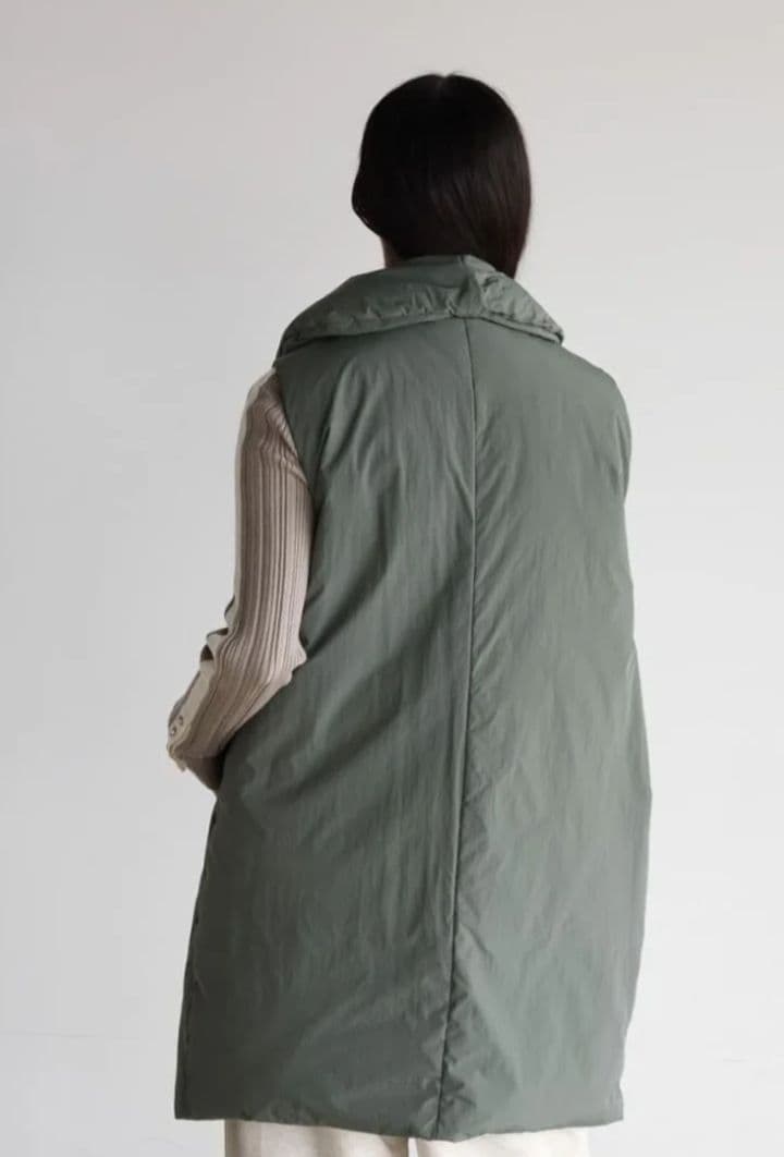 【新品タグ付】ヤマダヤ ラディエイト パデットロングベスト ダウンベスト