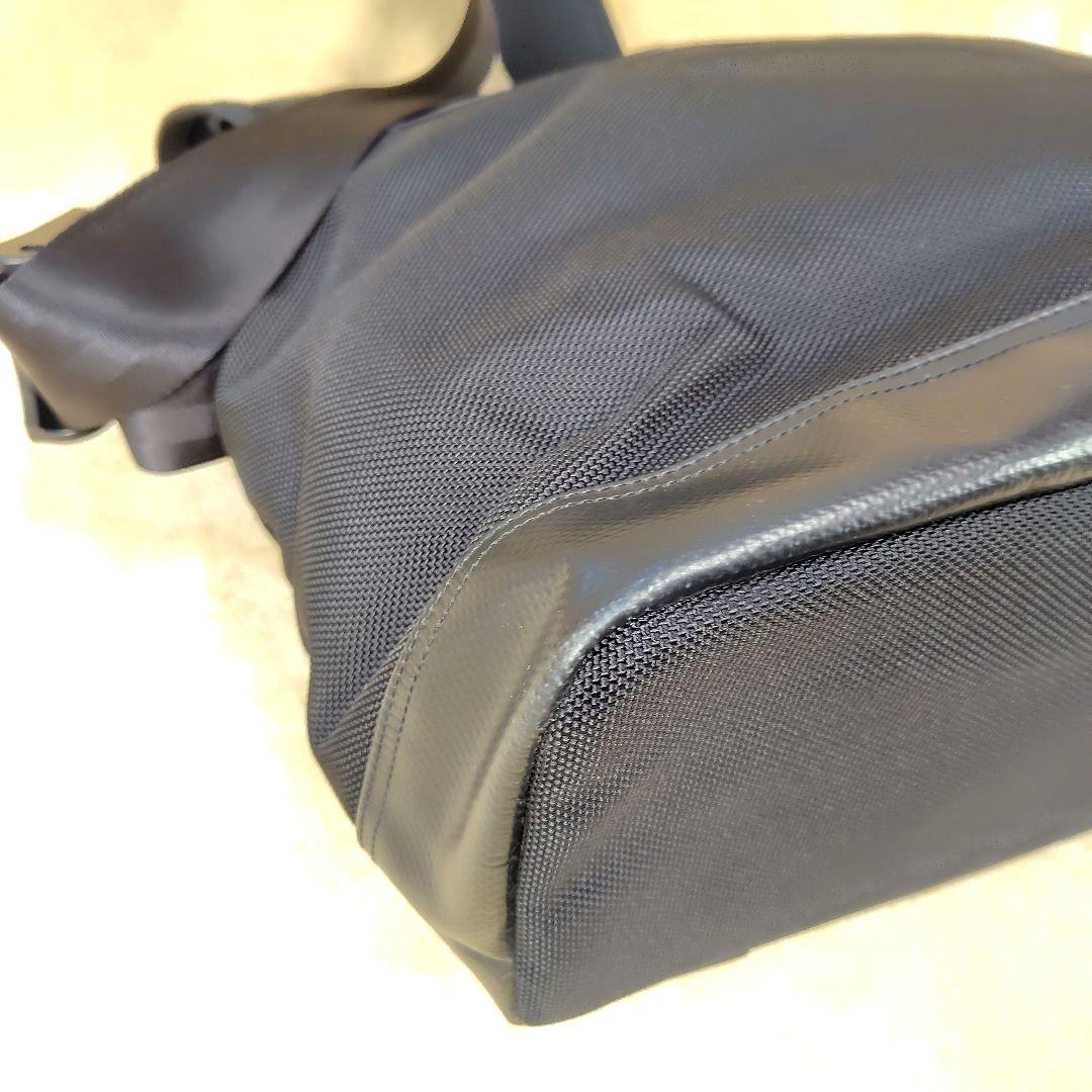 訳あり 極美品 ポーター ヒート メッセンジャーバッグ ショルダーバッグ 黒色