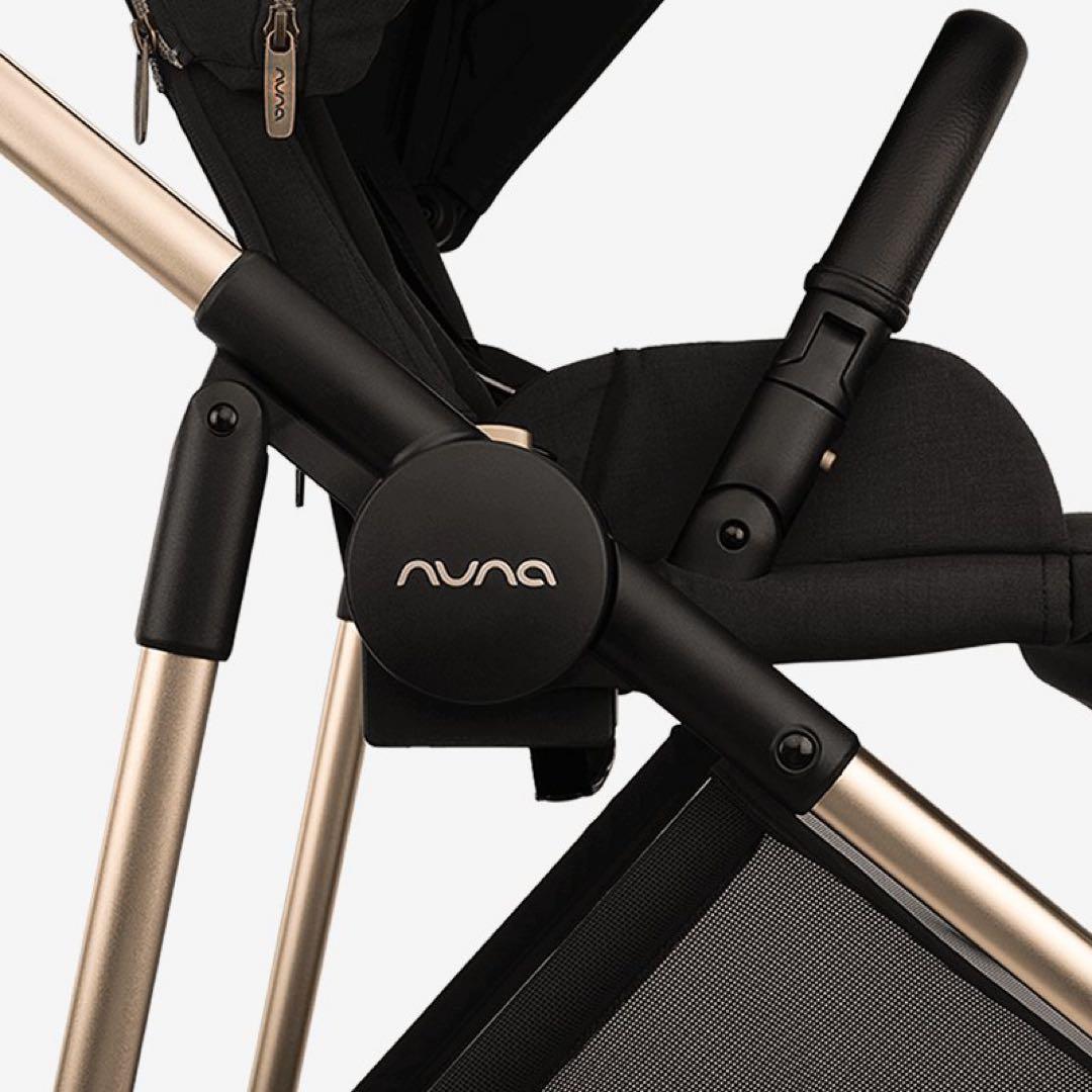 yohji様[新品]nunaヌナイクサネクストベビーカー専用レインカバー・タオル